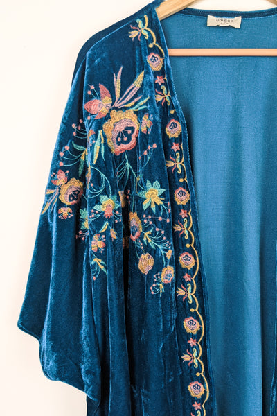 Pre-Loved Embroidered Velvet Short Robe