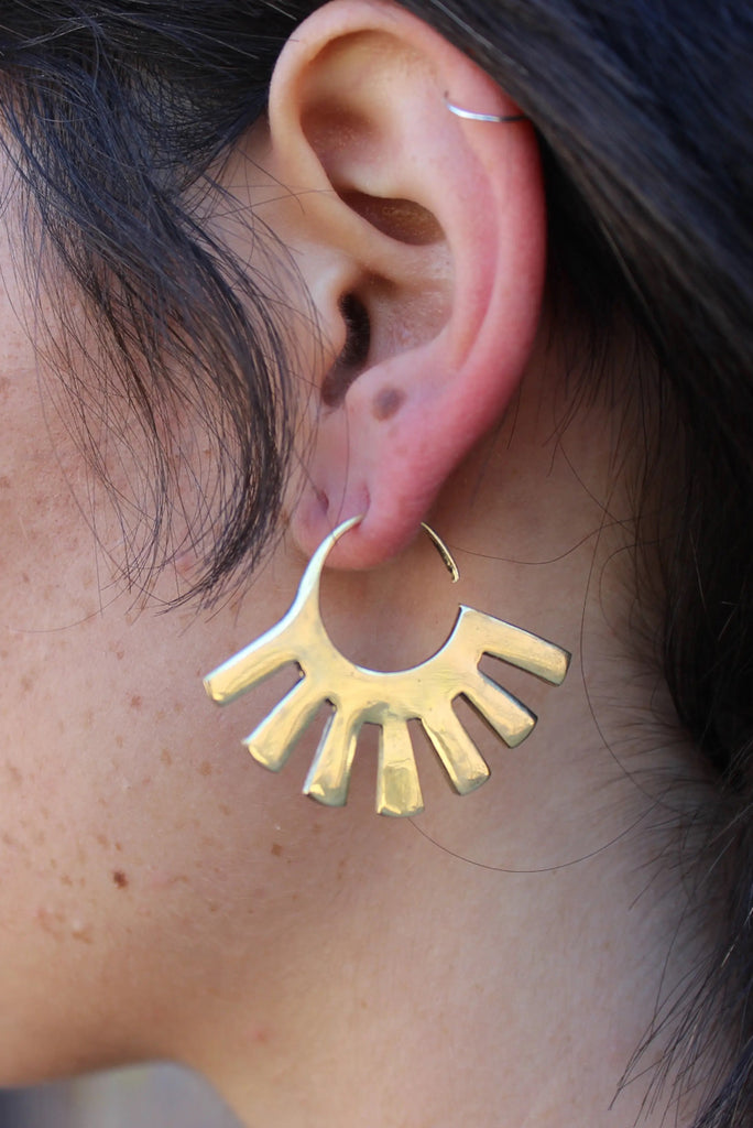 SALE Ramona Medium Gold Hoop Earrings As Seen On Inventing Anna   Brooklyn Designs