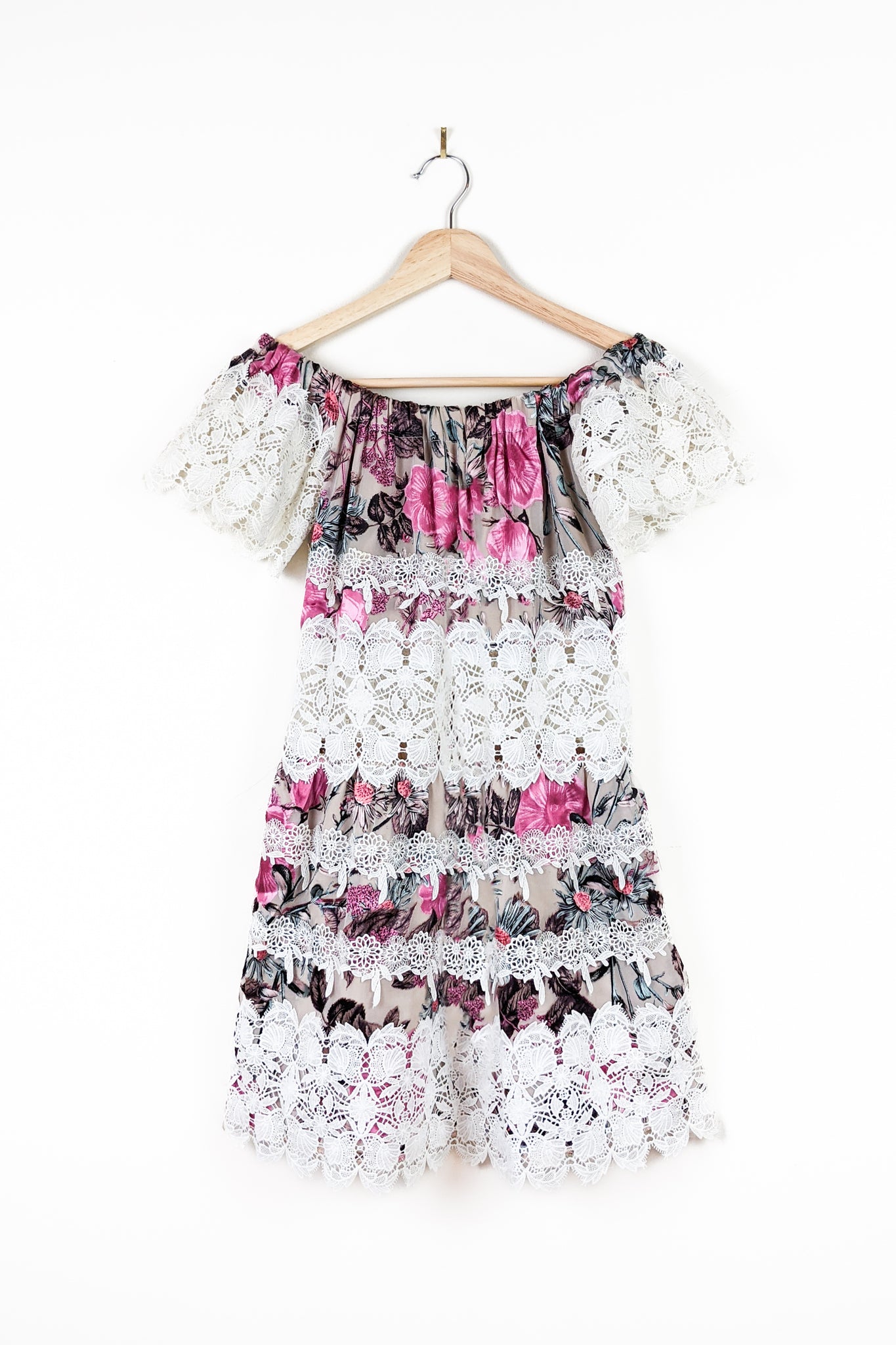 Pre-Loved Cadence Floral Lace Mini Dress